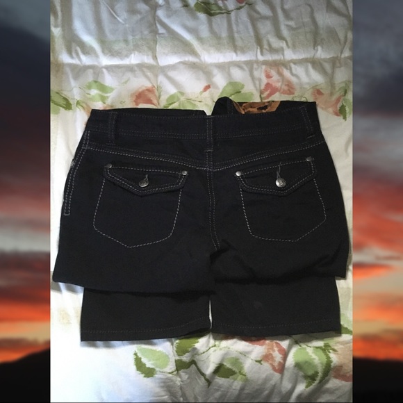 Skeleton hand and rose custom jeggings - Picture 2 of 4